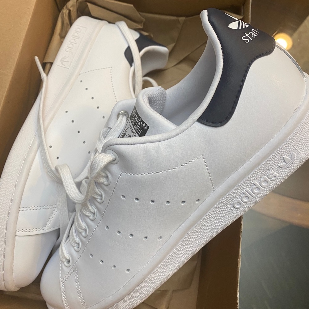 *Brand New* Adidas Stan Smith Women’s Size 8.5